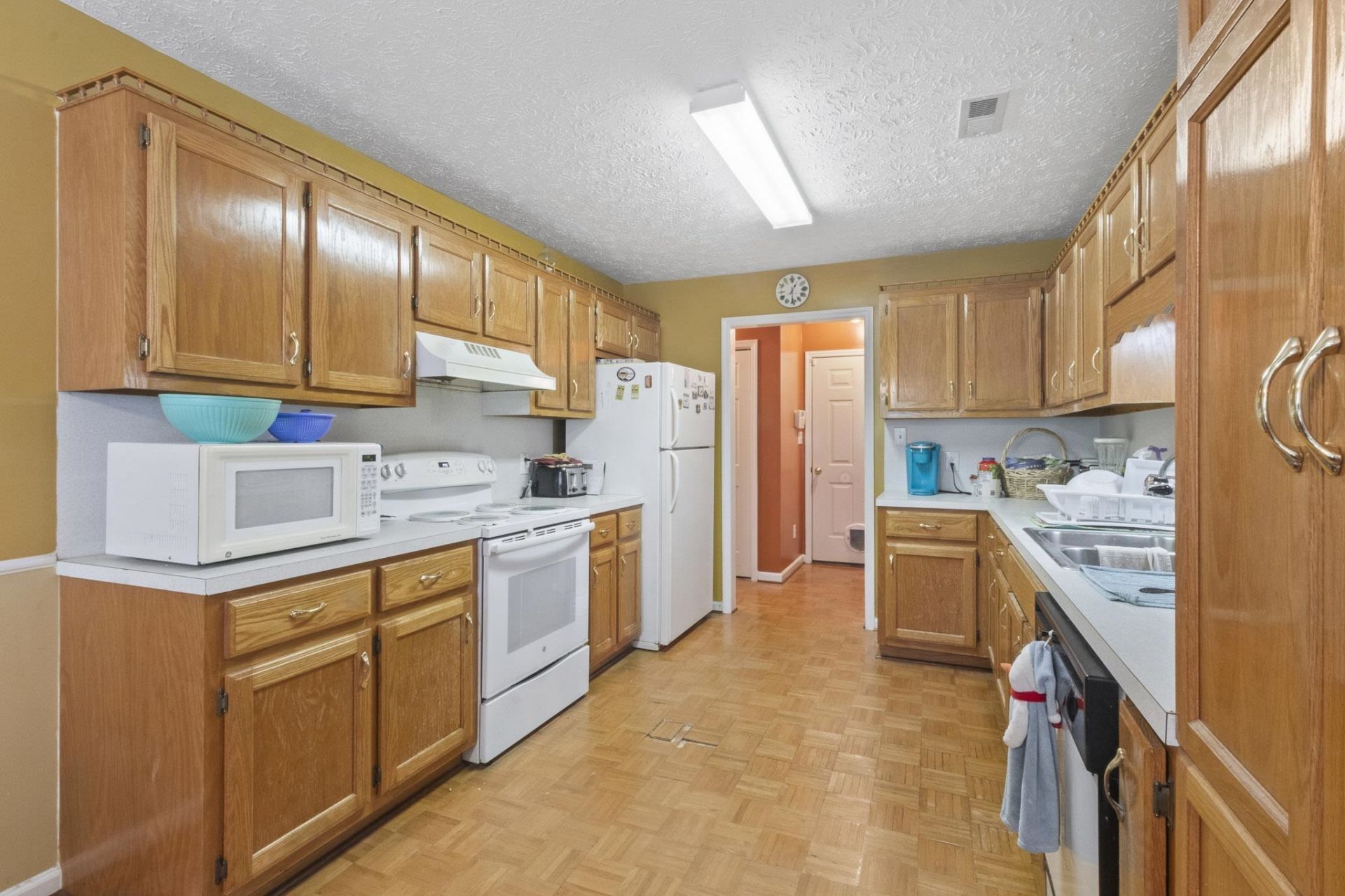 619 Blackstone Dr. Photo 40