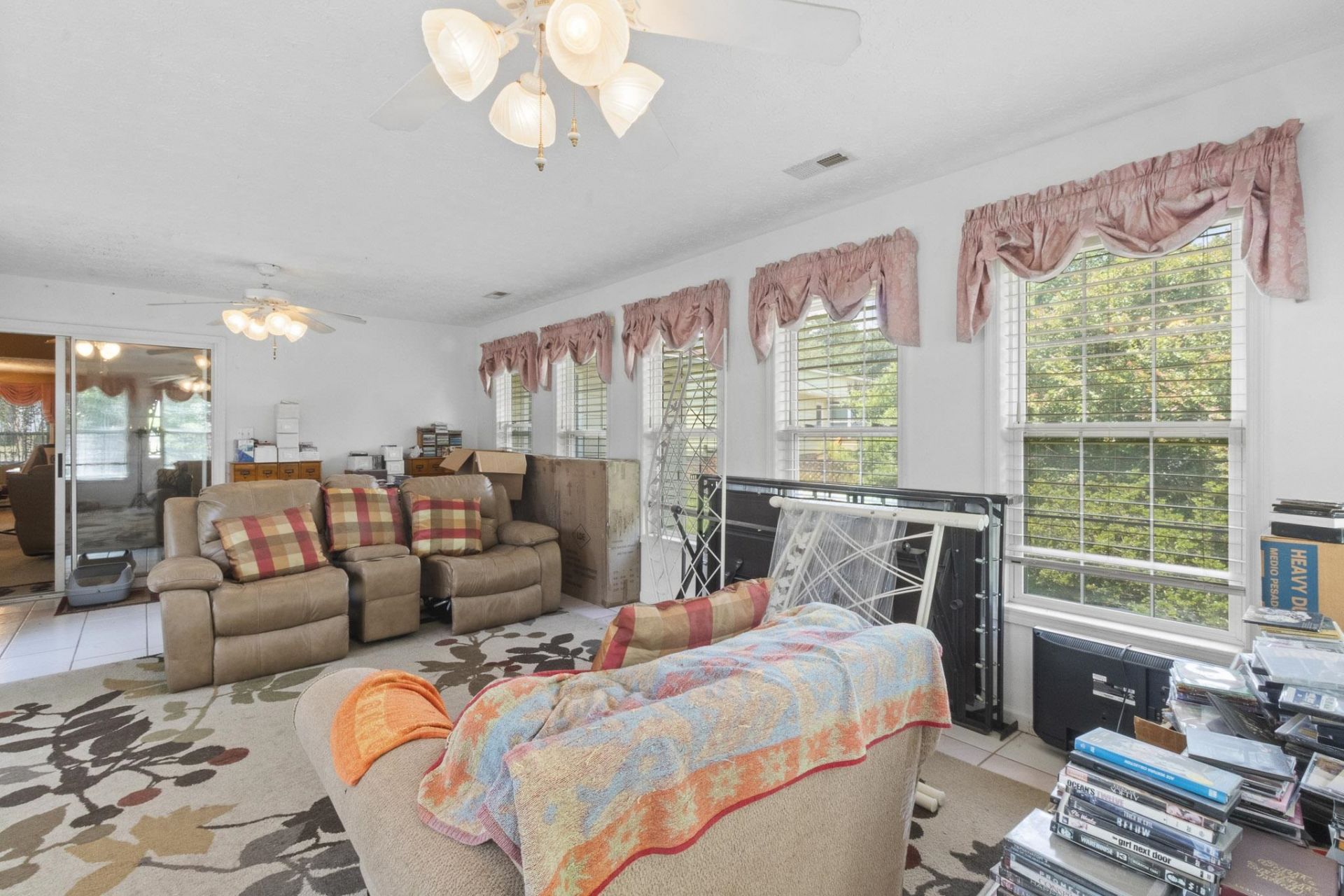 619 Blackstone Dr. Photo 45