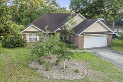 619 Blackstone Dr. photo 4