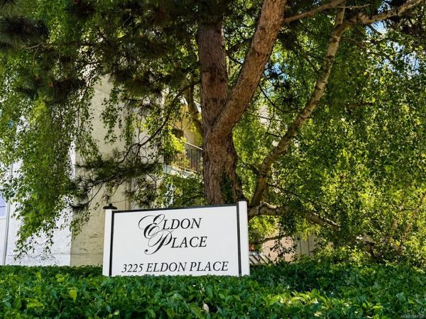 3225 Eldon Pl, Unit #220, Saanich, BC V8Z 6A7