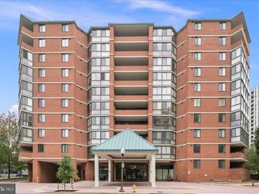 1001 N RANDOLPH STREET, Unit 913, ARLINGTON, VA 22201