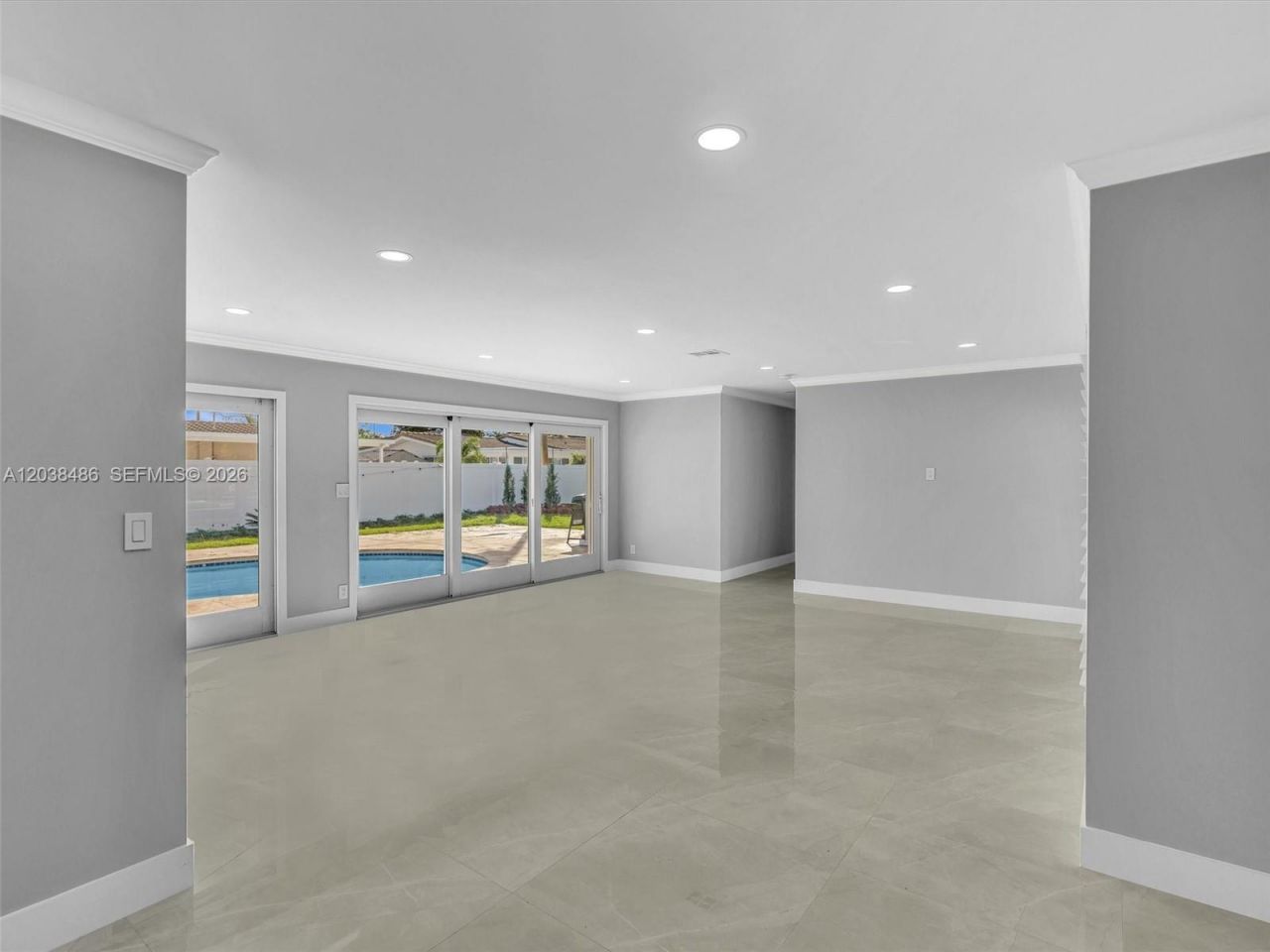 2144 NE 64th St , Fort Lauderdale, FL 33308 Photo