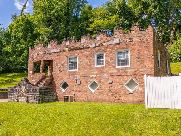 17 Maplewood, Wheeling, WV 26003