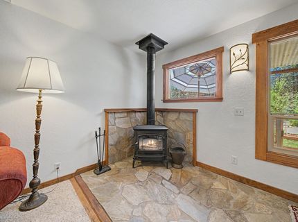388 Pine Street, Clio, CA 96106 Photo