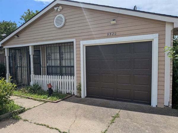 9520 Culberson Street , Dallas, TX 75227