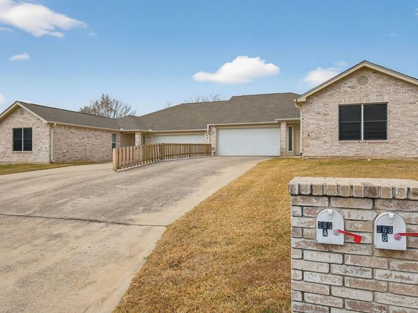 268 Braeburn CIR, Unit B, Marble Falls, TX 78654