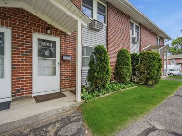 103 Manor Court, Unit 103, Springfield, MA 01118