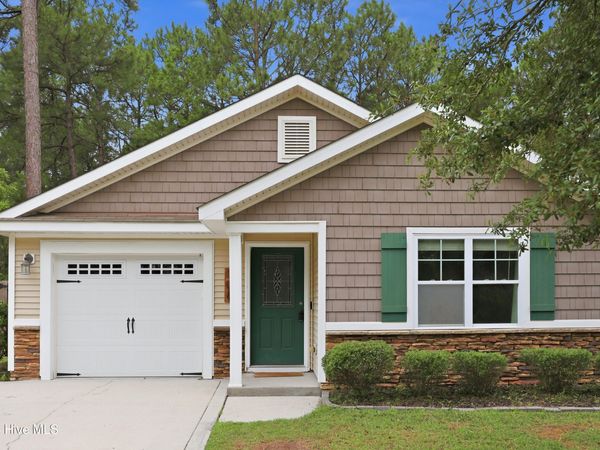 108 Oyster Landing Drive, Sneads Ferry, NC 28460