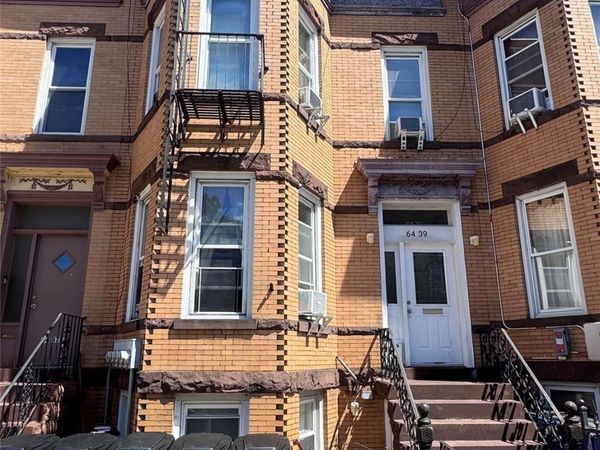 6439 74th Avenue , Ridgewood, NY 11385