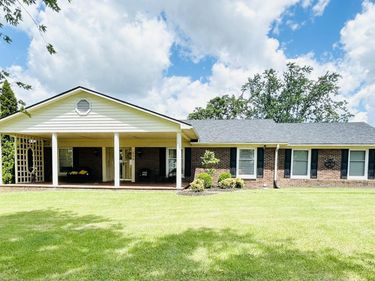 219 Adams Lane, Harrodsburg, KY 40330