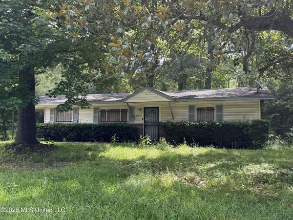 3062 Lakewood Drive, Jackson, MS 39212