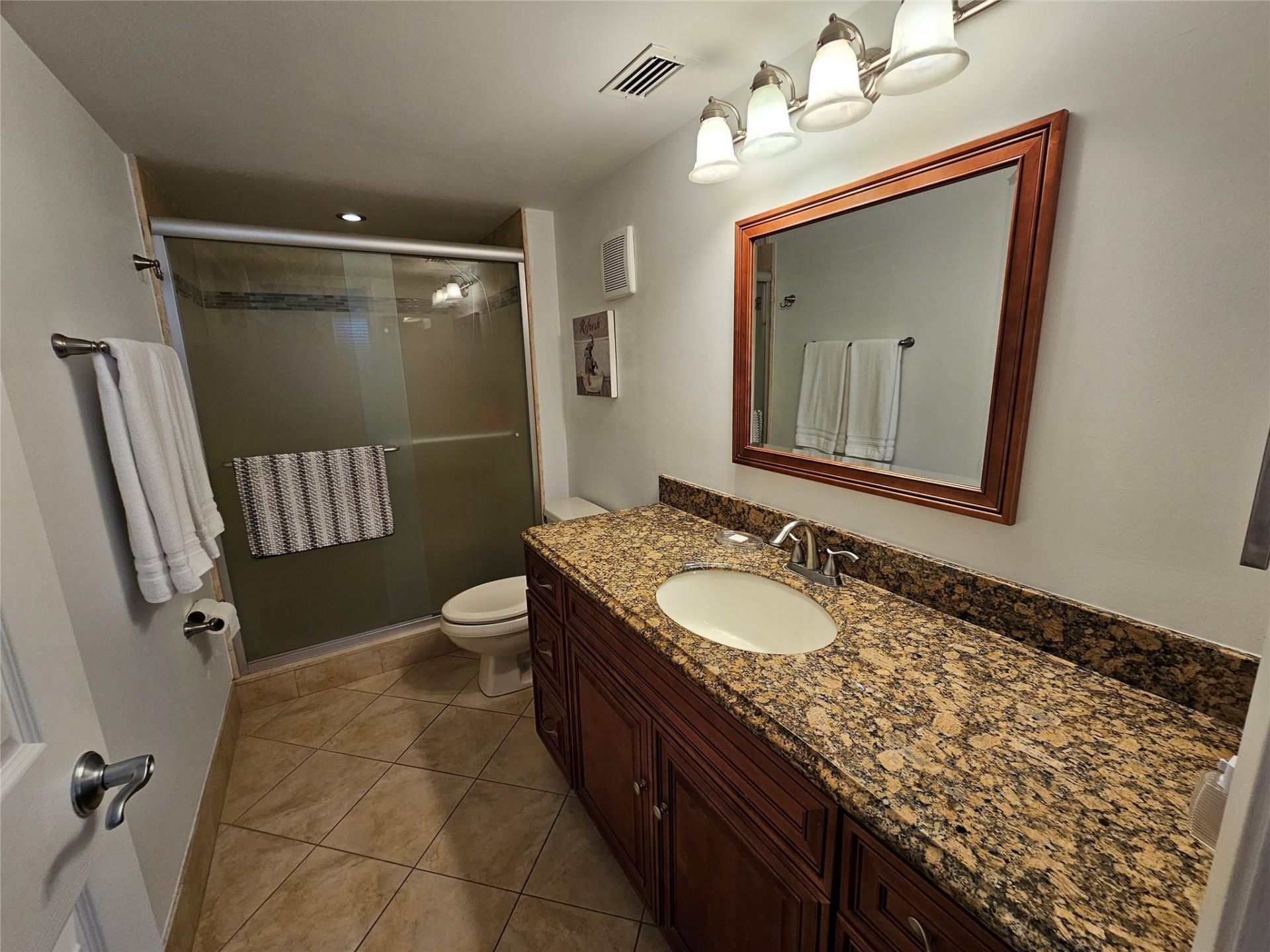 2222 N Cypress Bend, Unit 309, Pompano Beach, FL 33069 Photo