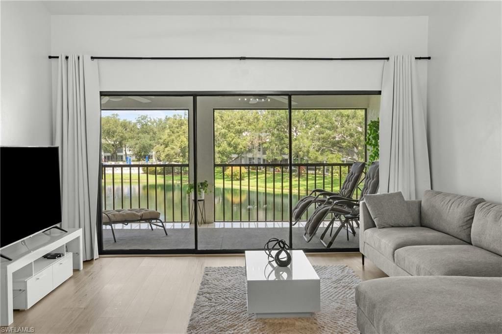 700 Misty Pines Cir, Unit 204, Naples, FL 34105 Photo