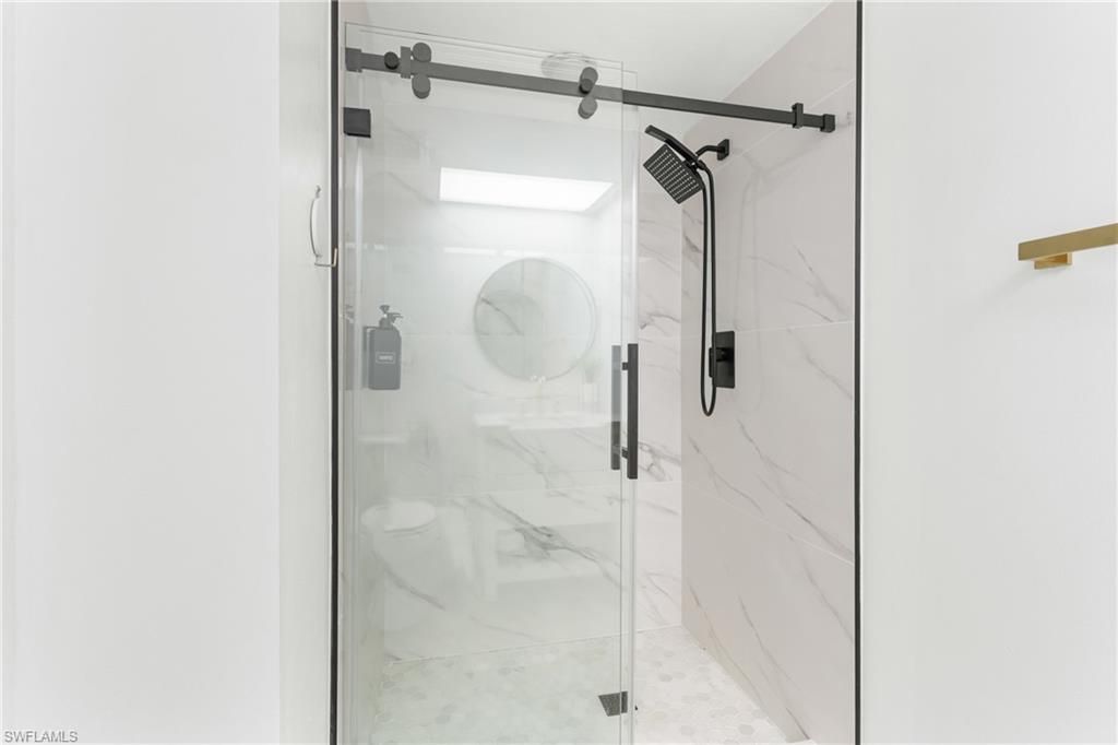700 Misty Pines Cir, Unit 204, Naples, FL 34105 Photo