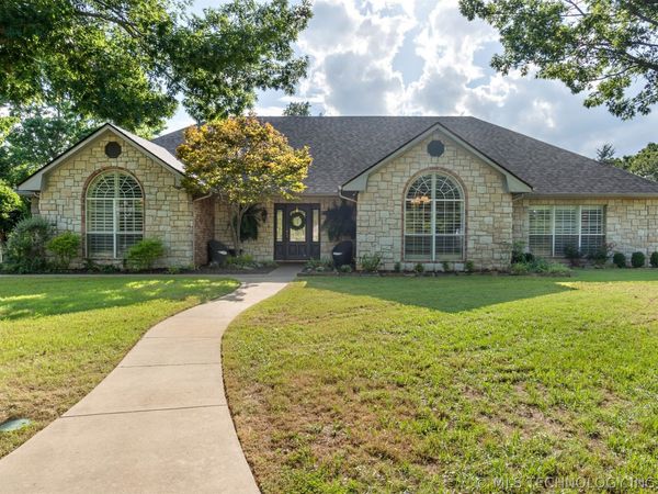 1727 N Washington , Durant, OK 74701