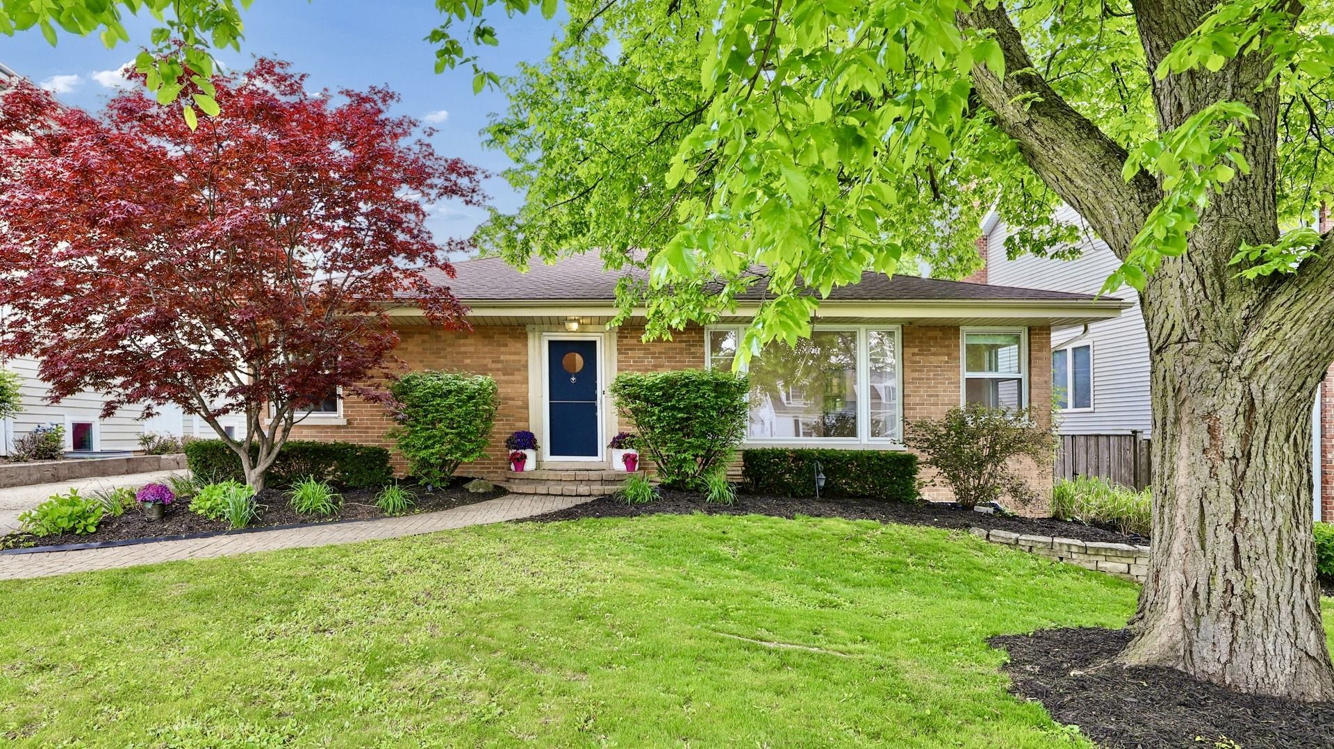 893 S Poplar Avenue, Elmhurst, IL 60126 Main Photo