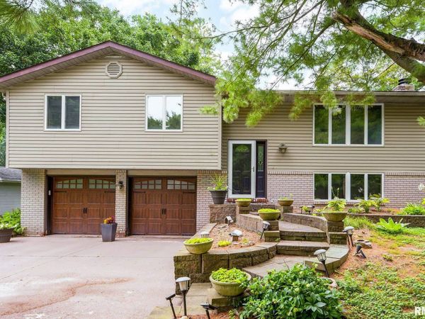 760 E POPLET HOLLOW Road, Peoria, IL 61615