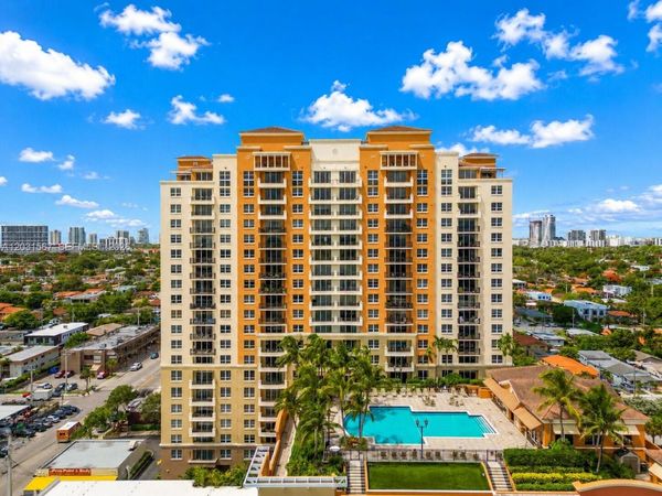 3232 SW 22nd Ter , Unit 802, Miami, FL 33145