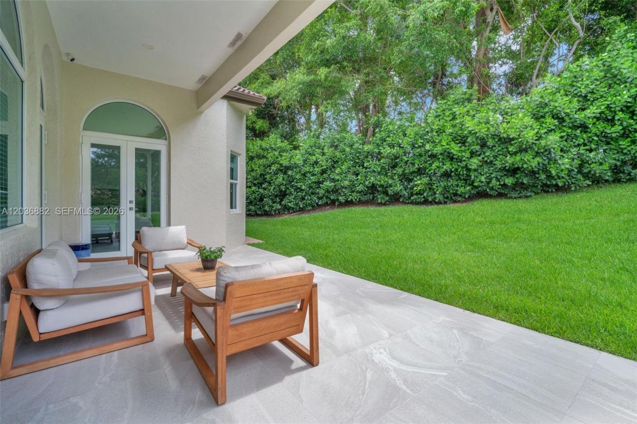2163 Bay Ct, Weston, FL 33326 Photo