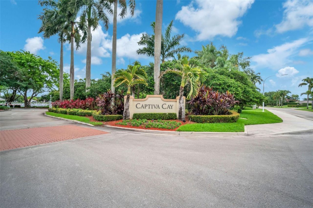 2163 Bay Ct, Weston, FL 33326 Photo