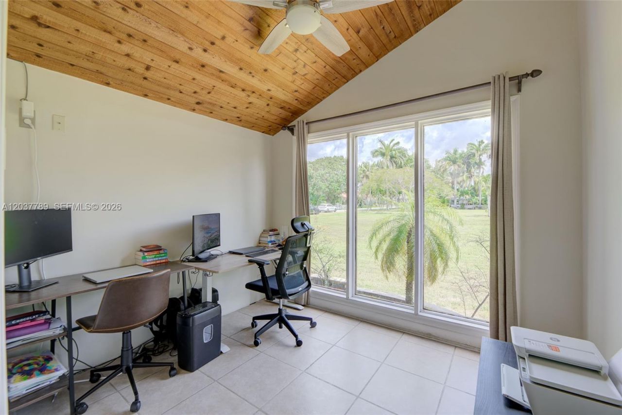 1300 NW 122 Ave, Plantation, FL 33323 Photo
