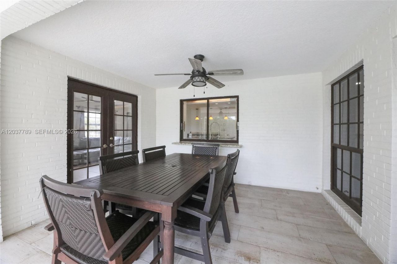 1300 NW 122 Ave, Plantation, FL 33323 Photo
