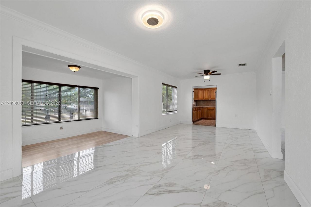 2501 NW 55th Ter , Miami, FL 33142 Photo