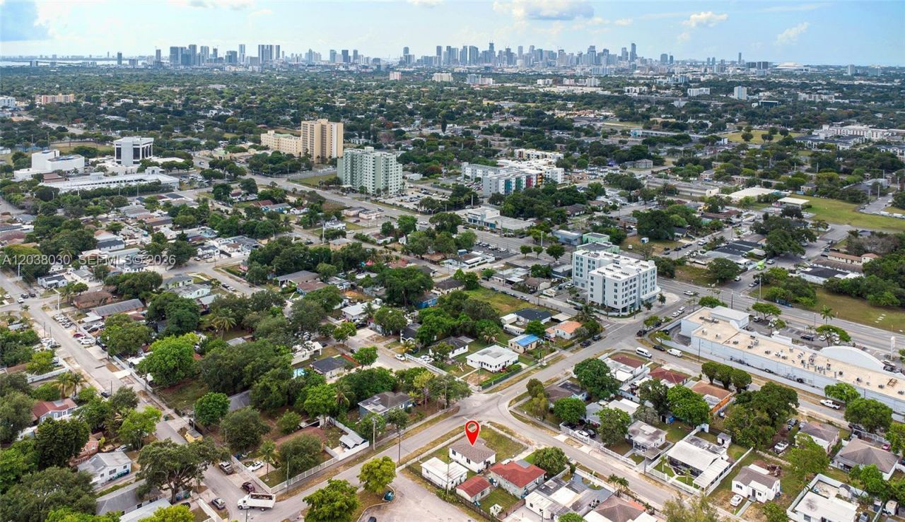 2501 NW 55th Ter , Miami, FL 33142 Photo