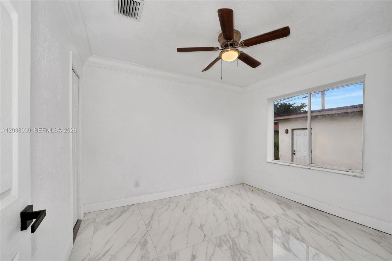 2501 NW 55th Ter , Miami, FL 33142 Photo