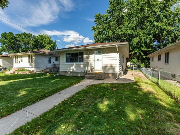 5214 Oliver Avenue N, Minneapolis, MN 55430
