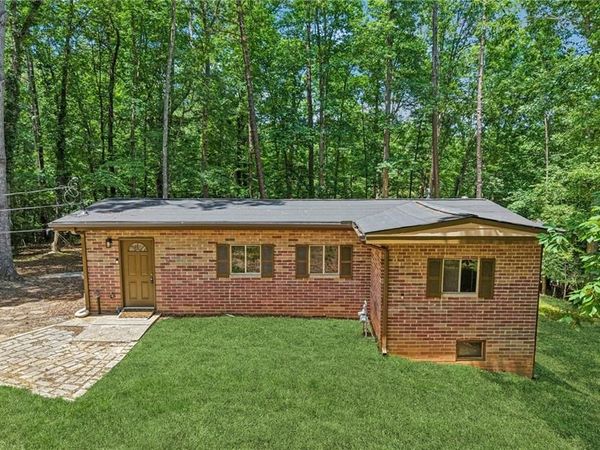 5085 Balus Drive , Gainesville, GA 30504