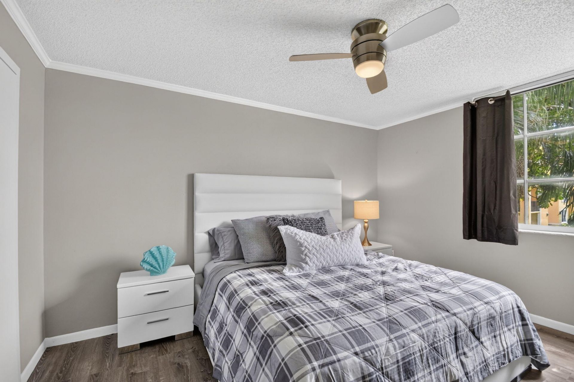 135 Yacht Club Way, Unit 204, Hypoluxo, FL 33462 Photo
