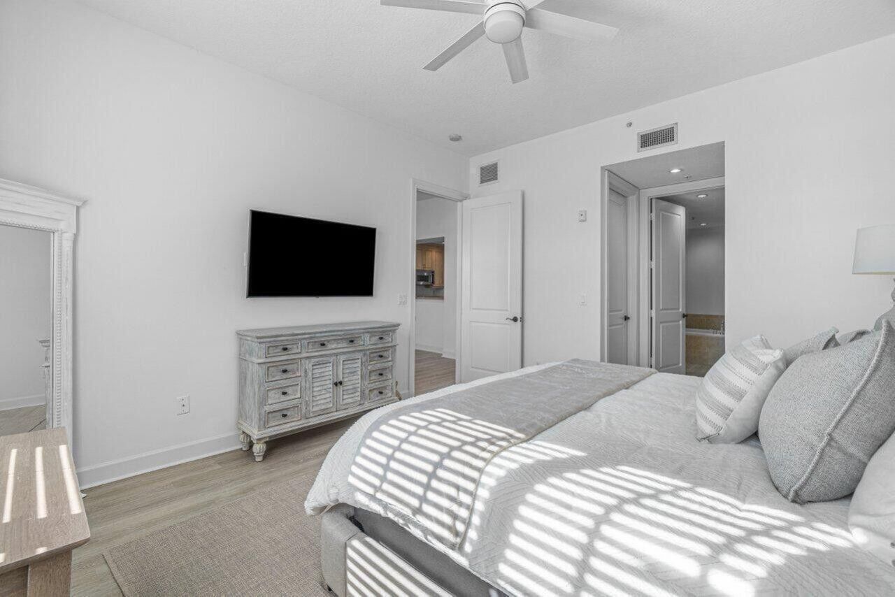 200 NE 2nd Avenue, Unit 401, Delray Beach, FL 33444 Photo