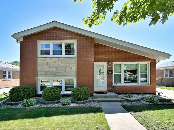 8925 S 49th Court , Oak Lawn, IL 60453