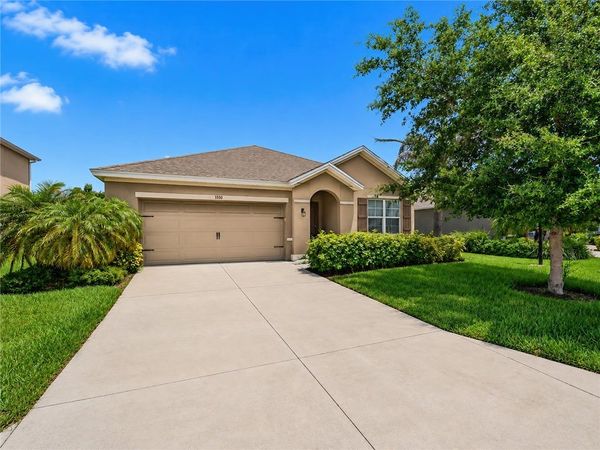 3330 Rockport Street SW, Vero Beach, FL 32968