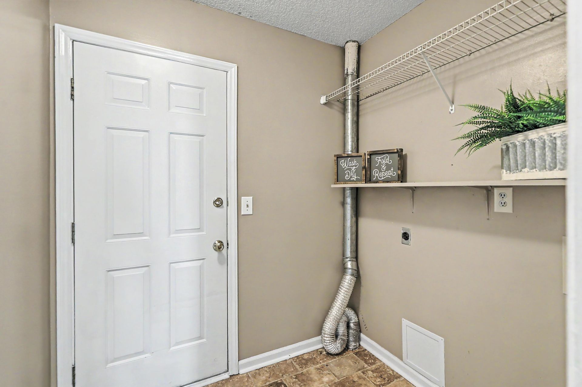 218 Okehampton Drive Photo 19