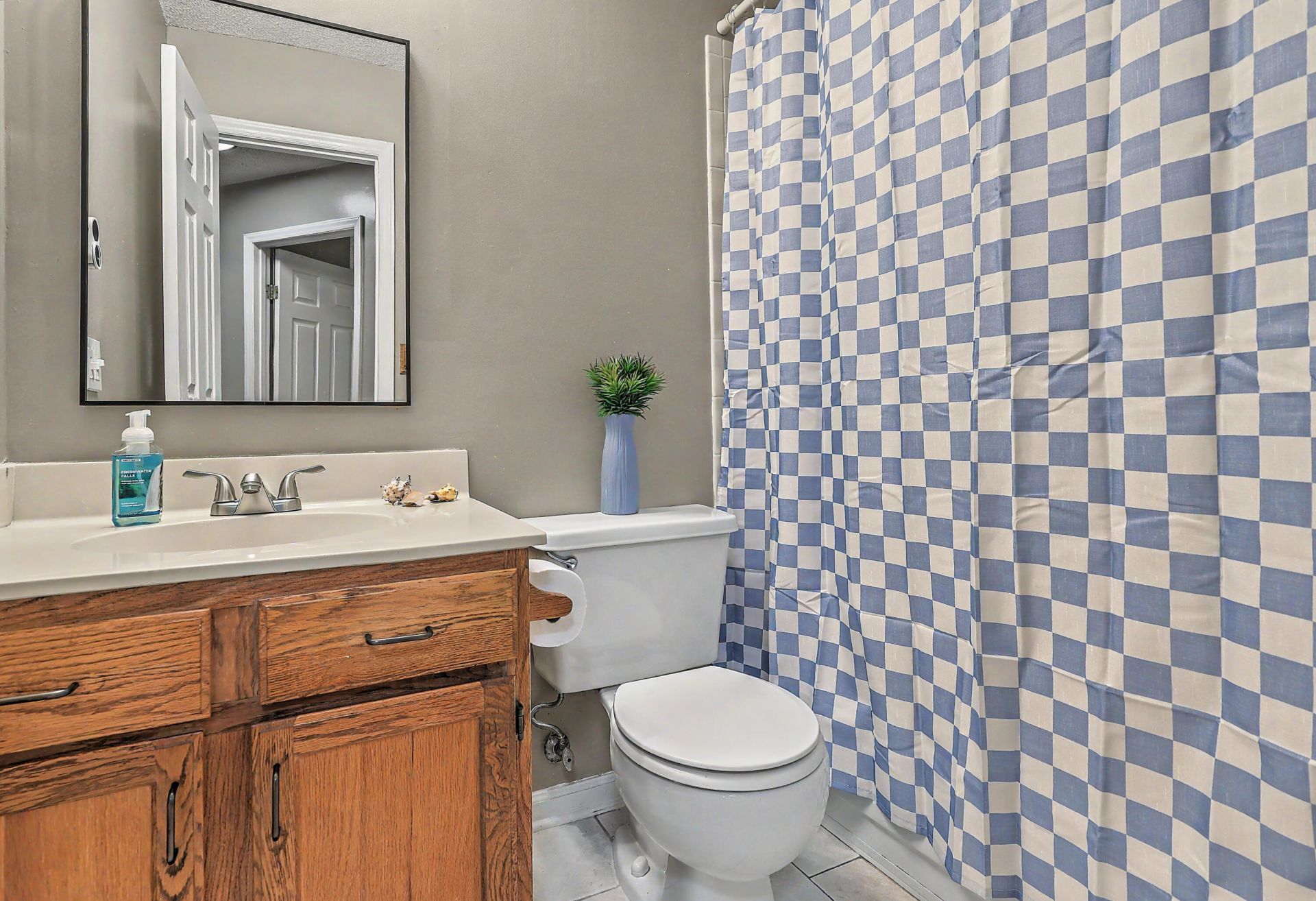 218 Okehampton Drive Photo 20