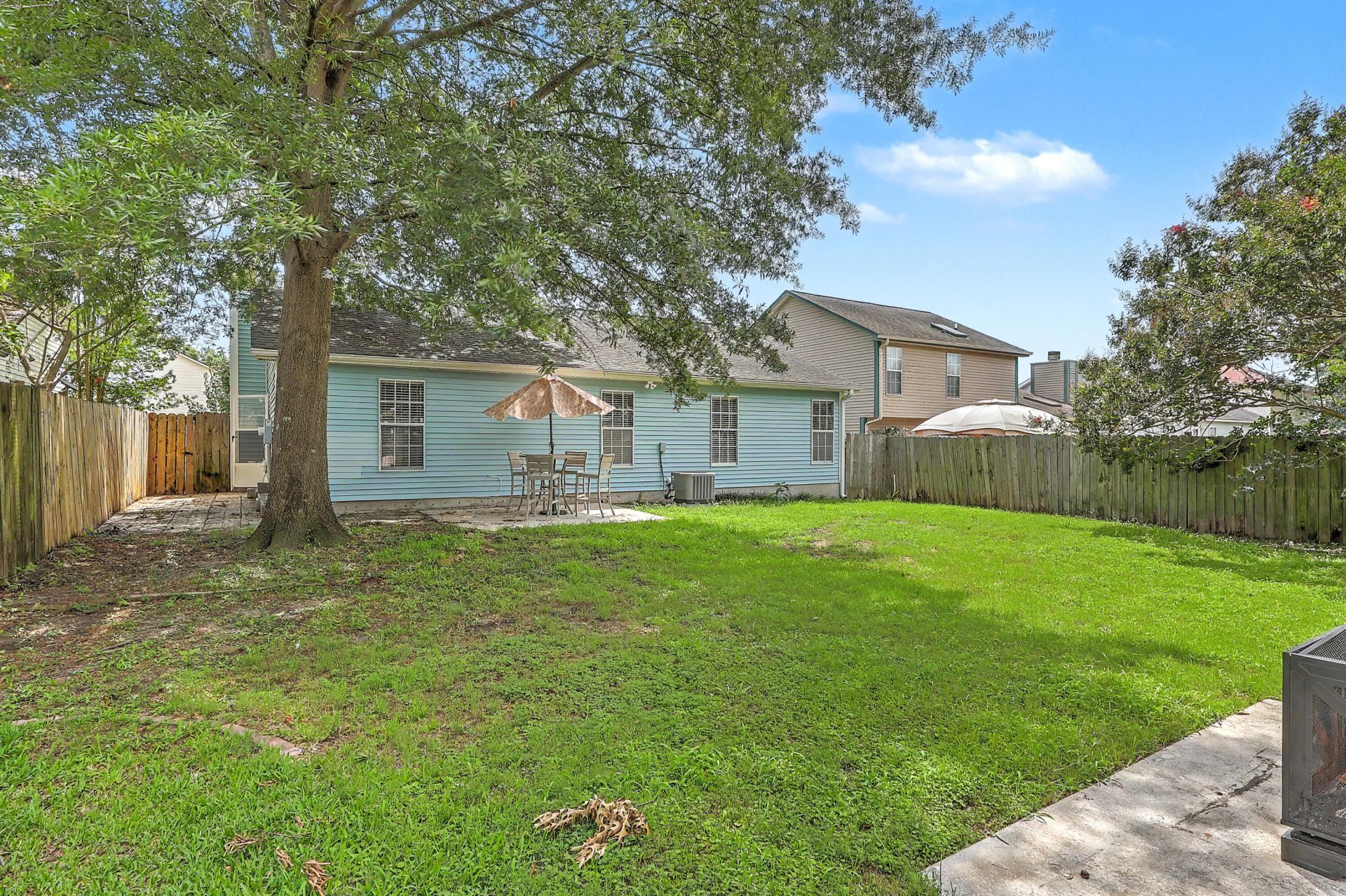 218 Okehampton Drive Photo 30
