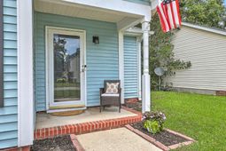 218 Okehampton Drive photo 4