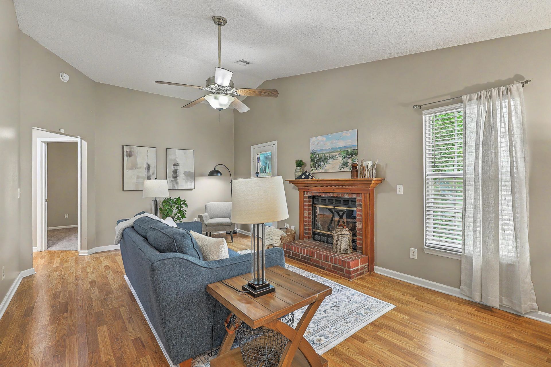 218 Okehampton Drive Photo 6