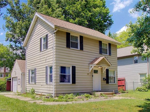 754 Hayden Avenue , Akron, OH 44320