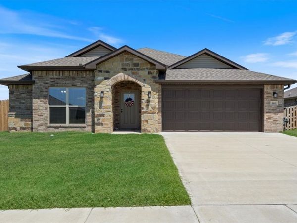 905 Green Heron Lane, Siloam Springs, AR 72761