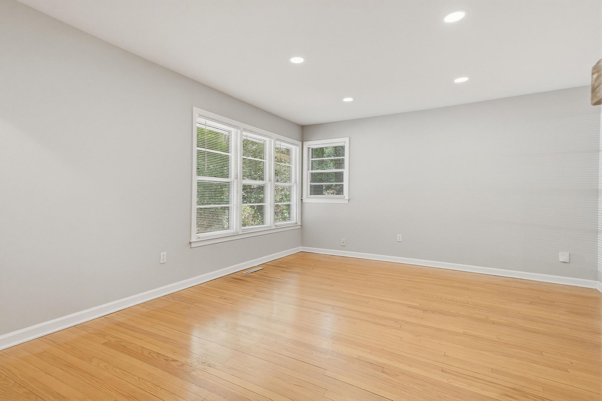 114 Live Oak Road Photo 7