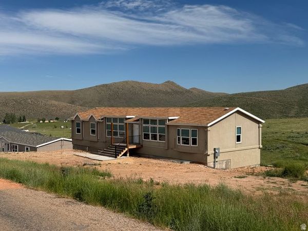 98 CLUBHOUSE DR, Unit 1, Garden City, UT 84028