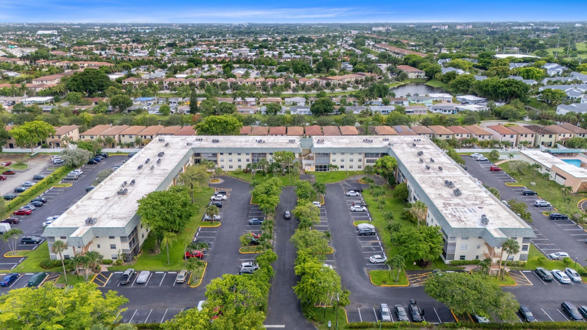 5190 E Sabal Palm Boulevard, Unit 209, Tamarac, FL 33319 Photo