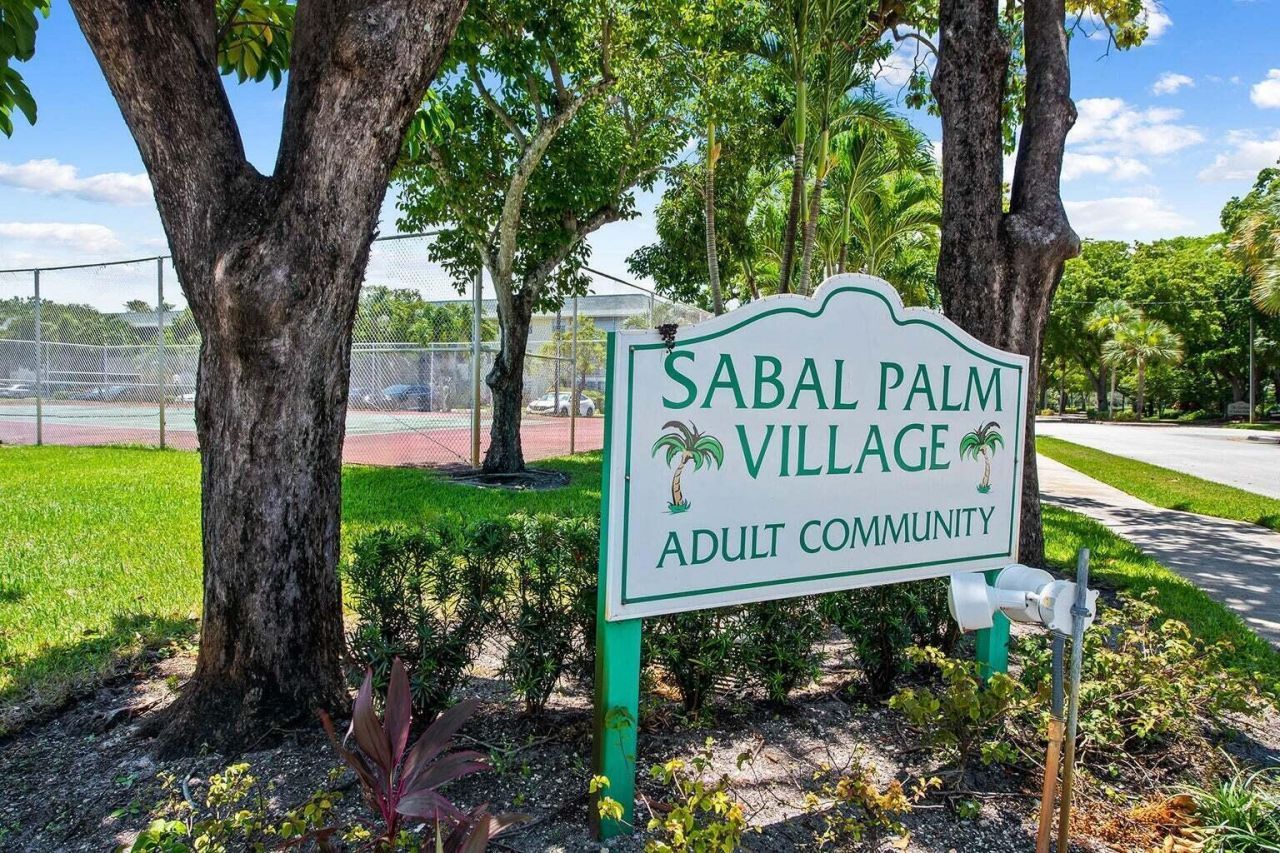 5190 E Sabal Palm Boulevard, Unit 209, Tamarac, FL 33319 Photo