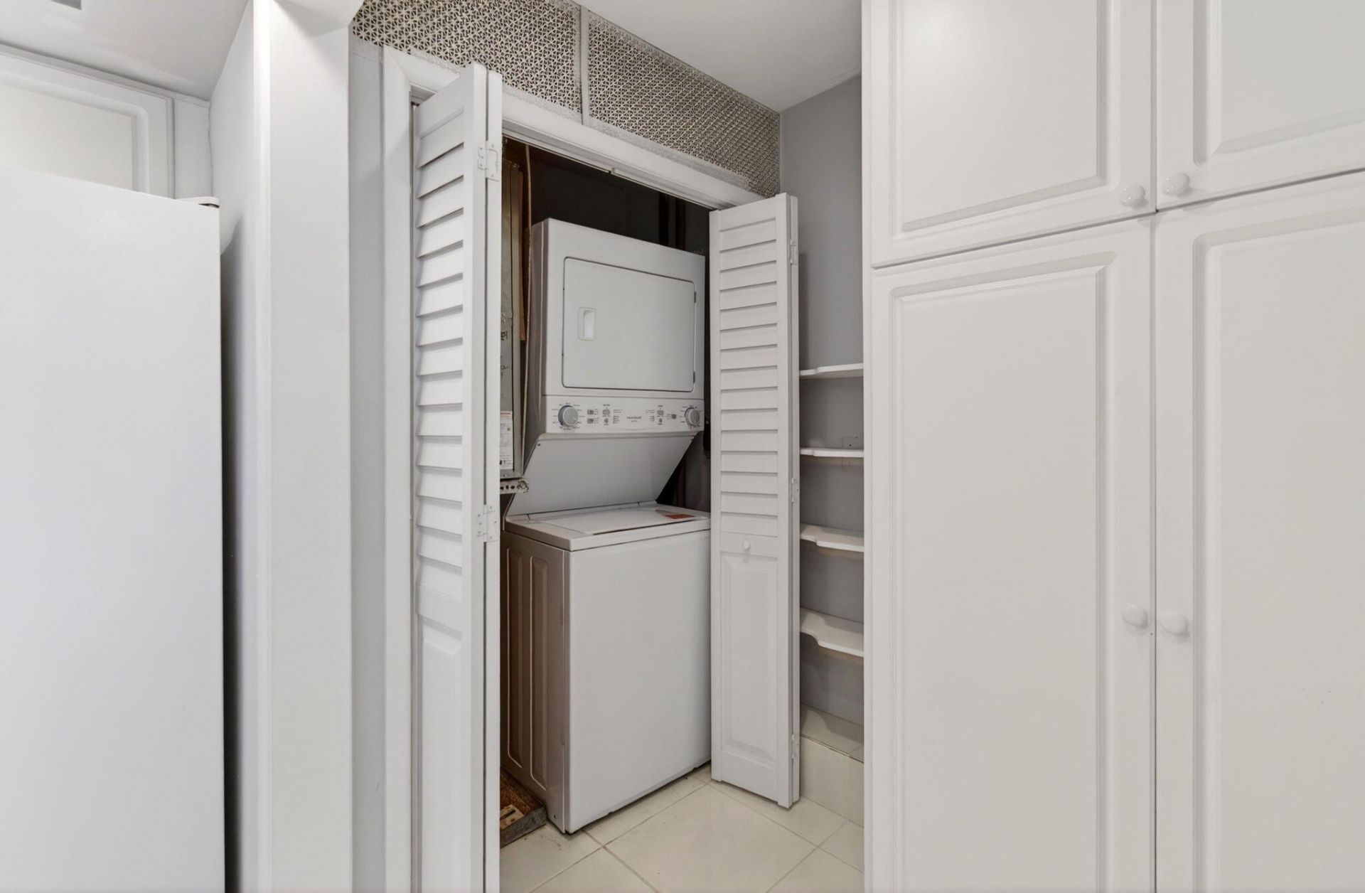 2701 S Ocean Boulevard, Unit 21, Highland Beach, FL 33487 Photo