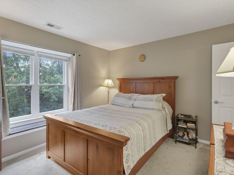5315 Stonemeadow, Unit D, Columbus, OH 43220 Photo 23