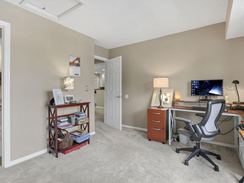 5315 Stonemeadow, Unit D, Columbus, OH 43220 Photo 29