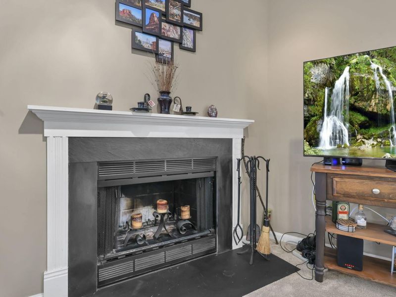 5315 Stonemeadow, Unit D, Columbus, OH 43220 Photo 8